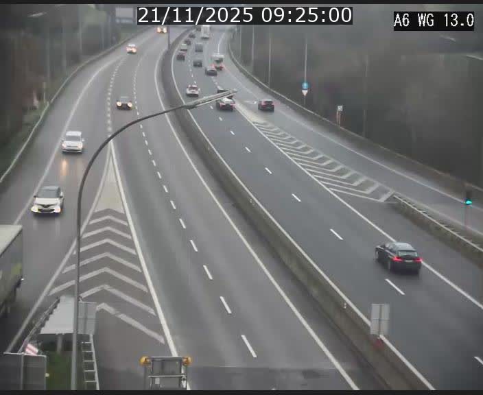 Traffic live webcam Luxembourg Mamer - A6 - BK 13 - direction Luxembourg/France/Allemagne