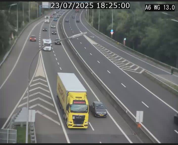 <h2>Traffic live webcam Luxembourg Mamer - A6 - BK 13 - direction Luxembourg/France/Allemagne</h2>