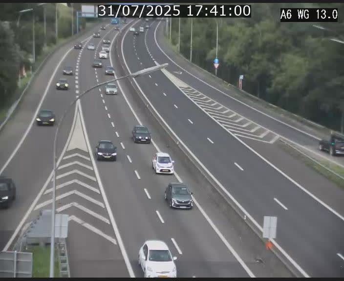 <h2>Traffic live webcam Luxembourg Mamer - A6 - BK 13 - direction Luxembourg/France/Allemagne</h2>