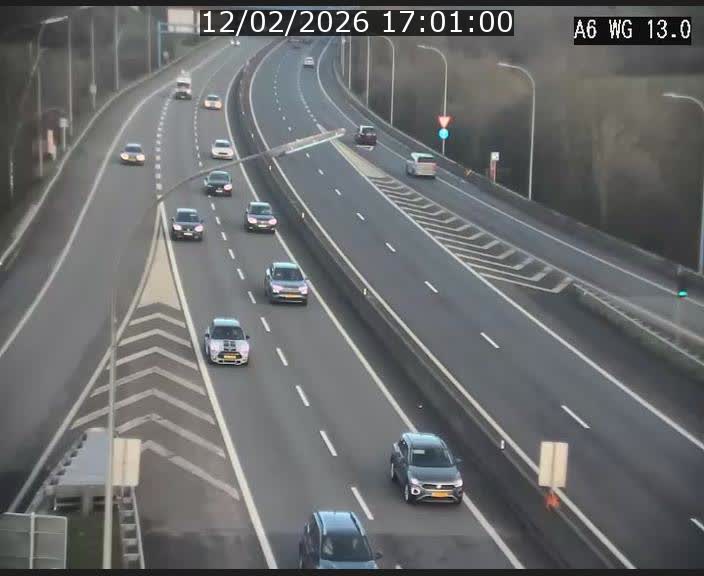<h2>Traffic live webcam Luxembourg Mamer - A6 - BK 13 - direction Luxembourg/France/Allemagne</h2>