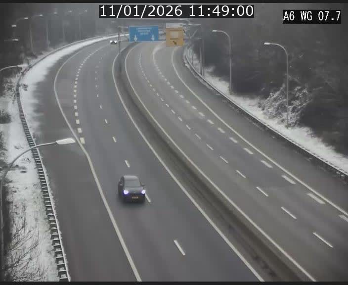 Traffic live webcam Luxembourg - Bridel - A6 - BK 7.7 - direction Belgique