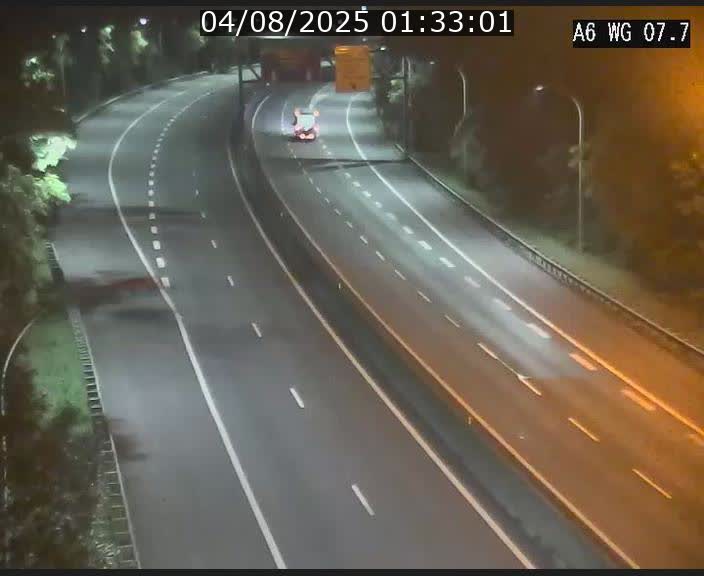 <h2>Traffic live webcam Luxembourg - Bridel - A6 - BK 7.7 - direction Belgique</h2>