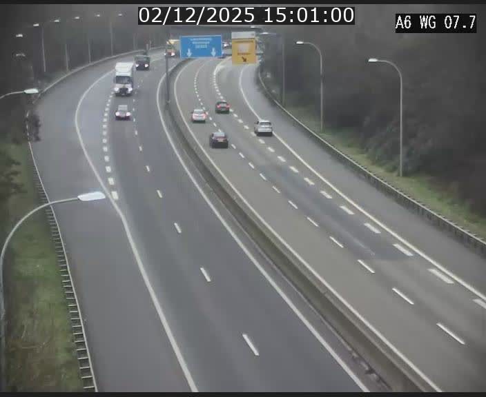<h2>Traffic live webcam Luxembourg - Bridel - A6 - BK 7.7 - direction Belgique</h2>