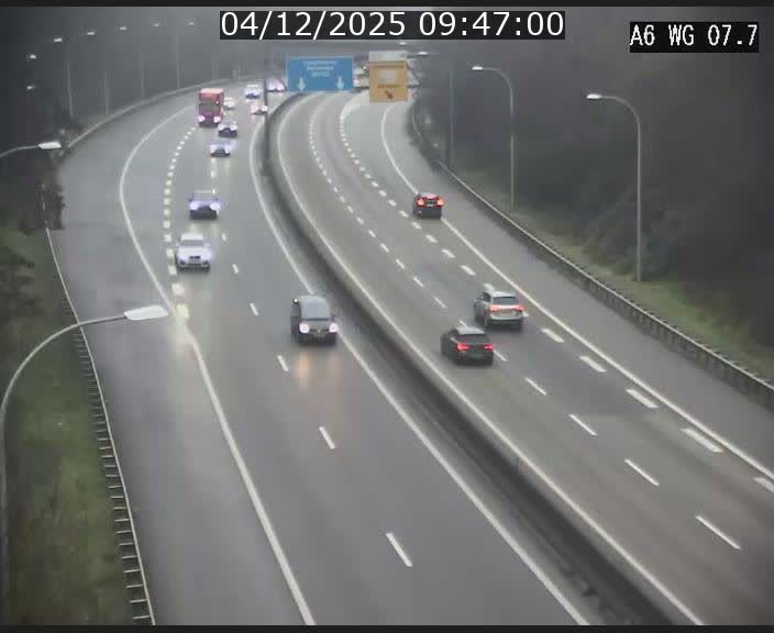 <h2>Traffic live webcam Luxembourg - Bridel - A6 - BK 7.7 - direction Belgique</h2>