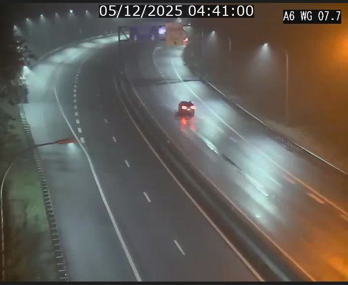 <h2>Traffic live webcam Luxembourg - Bridel - A6 - BK 7.7 - direction Belgique</h2>
