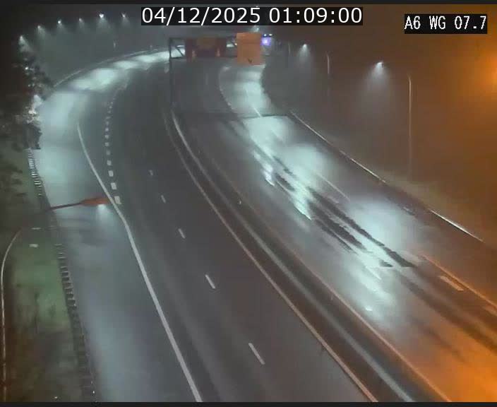 <h2>Traffic live webcam Luxembourg - Bridel - A6 - BK 7.7 - direction Belgique</h2>