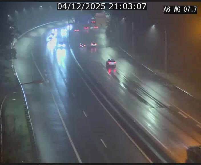 <h2>Traffic live webcam Luxembourg - Bridel - A6 - BK 7.7 - direction Belgique</h2>