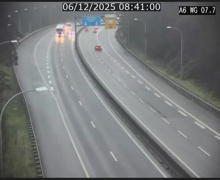<h2>Traffic live webcam Luxembourg - Bridel - A6 - BK 7.7 - direction Belgique</h2>