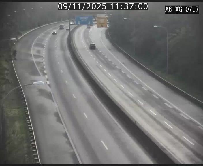 <h2>Traffic live webcam Luxembourg - Bridel - A6 - BK 7.7 - direction Belgique</h2>