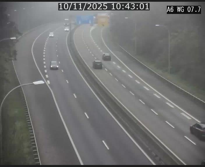 <h2>Traffic live webcam Luxembourg - Bridel - A6 - BK 7.7 - direction Belgique</h2>