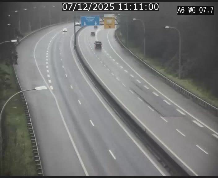 Traffic live webcam Luxembourg - Bridel - A6 - BK 7.7 - direction Belgique