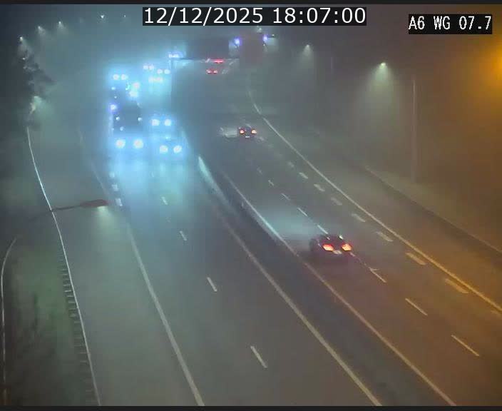 <h2>Traffic live webcam Luxembourg - Bridel - A6 - BK 7.7 - direction Belgique</h2>