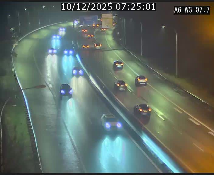 <h2>Traffic live webcam Luxembourg - Bridel - A6 - BK 7.7 - direction Belgique</h2>
