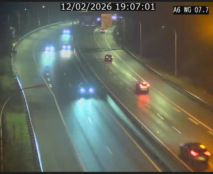 <h2>Traffic live webcam Luxembourg - Bridel - A6 - BK 7.7 - direction Belgique</h2>