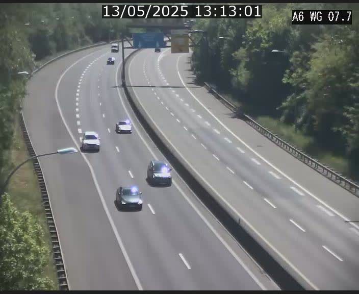 <h2>Traffic live webcam Luxembourg - Bridel - A6 - BK 7.7 - direction Belgique</h2>