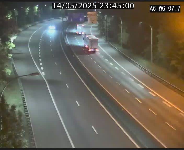 <h2>Traffic live webcam Luxembourg - Bridel - A6 - BK 7.7 - direction Belgique</h2>