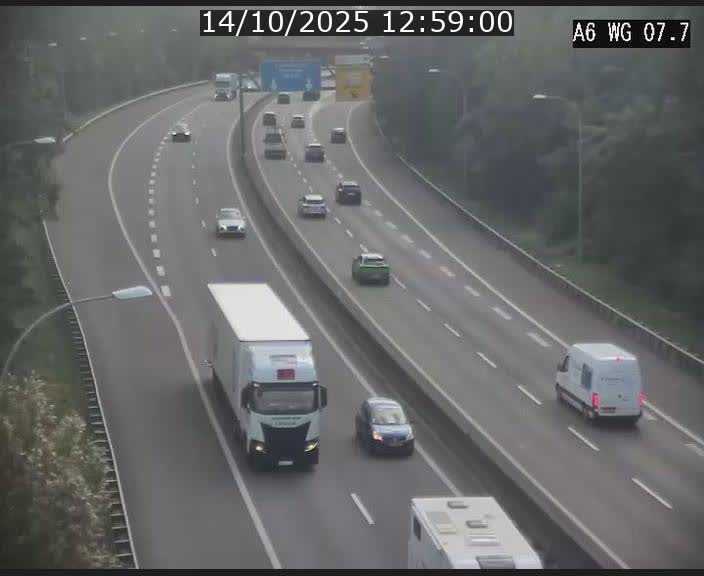 <h2>Traffic live webcam Luxembourg - Bridel - A6 - BK 7.7 - direction Belgique</h2>