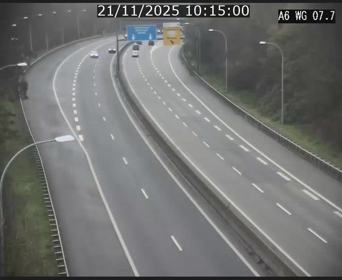 Traffic live webcam Luxembourg - Bridel - A6 - BK 7.7 - direction Belgique