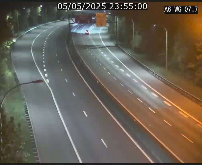 Traffic live webcam Luxembourg - Bridel - A6 - BK 7.7 - direction Belgique