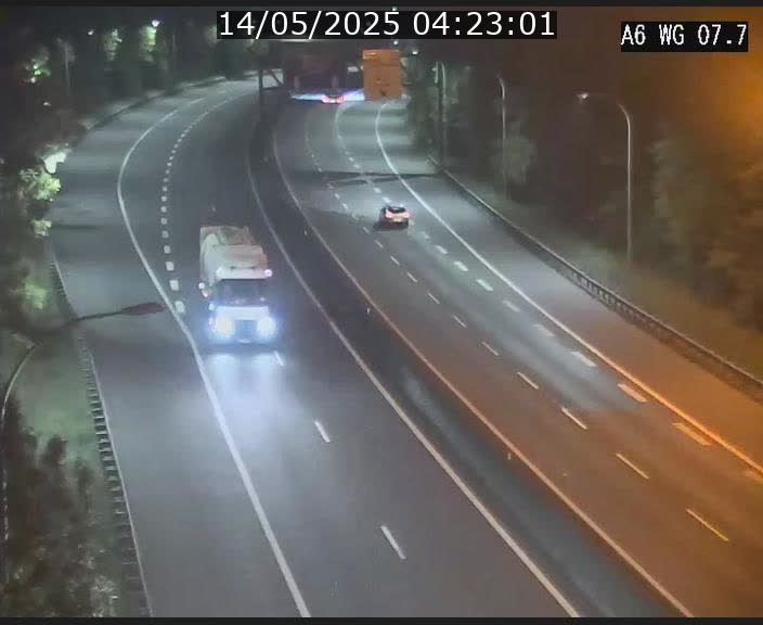 Traffic live webcam Luxembourg - Bridel - A6 - BK 7.7 - direction Belgique