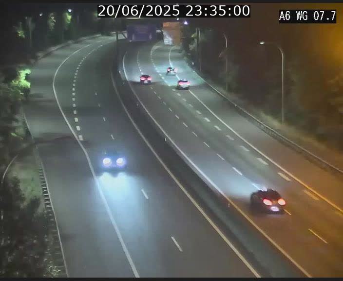 Traffic live webcam Luxembourg - Bridel - A6 - BK 7.7 - direction Belgique