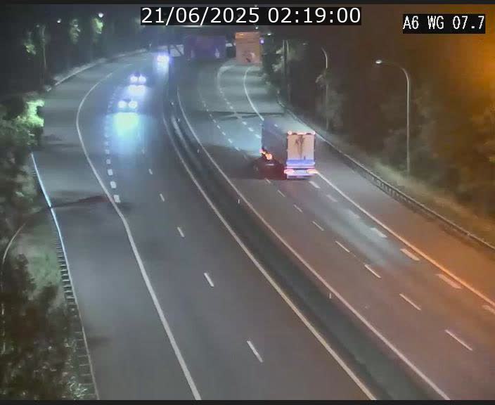 Traffic live webcam Luxembourg - Bridel - A6 - BK 7.7 - direction Belgique