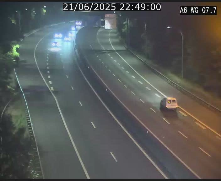 Traffic live webcam Luxembourg - Bridel - A6 - BK 7.7 - direction Belgique