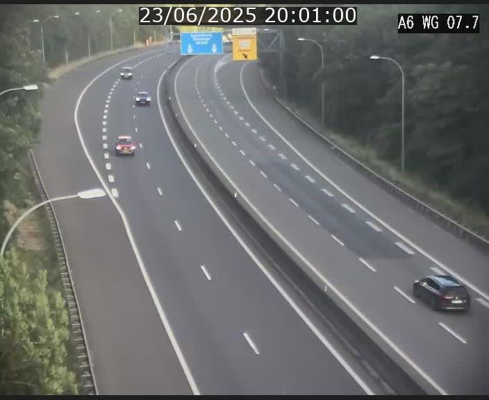 Traffic live webcam Luxembourg - Bridel - A6 - BK 7.7 - direction Belgique