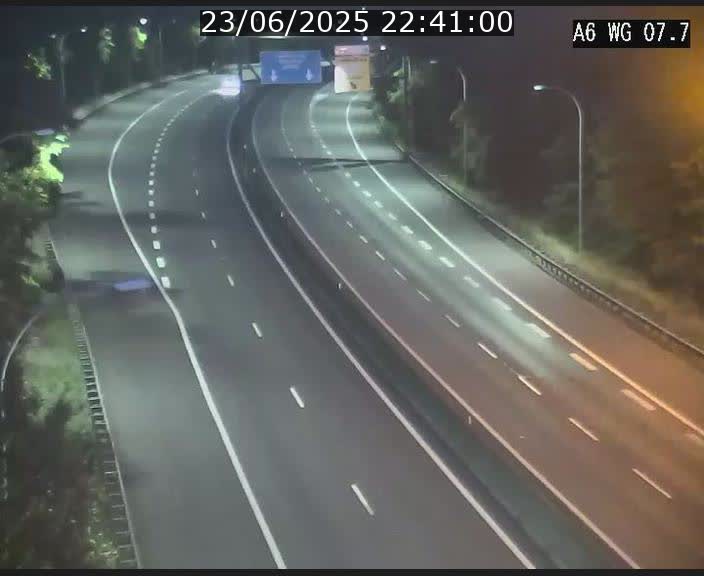 Traffic live webcam Luxembourg - Bridel - A6 - BK 7.7 - direction Belgique
