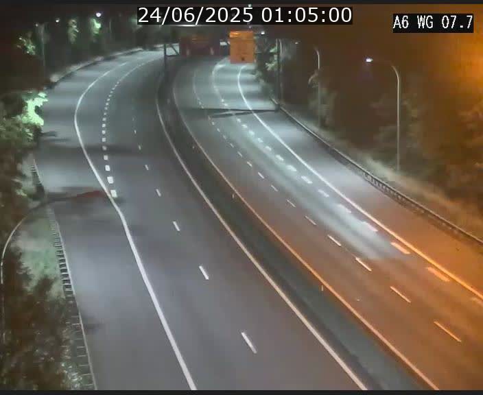 Traffic live webcam Luxembourg - Bridel - A6 - BK 7.7 - direction Belgique