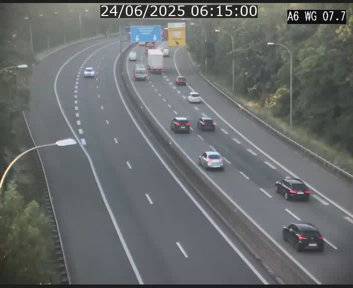 Traffic live webcam Luxembourg - Bridel - A6 - BK 7.7 - direction Belgique
