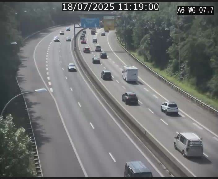 Traffic live webcam Luxembourg - Bridel - A6 - BK 7.7 - direction Belgique