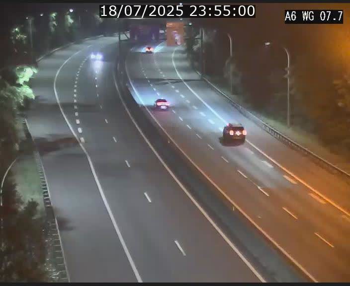 Traffic live webcam Luxembourg - Bridel - A6 - BK 7.7 - direction Belgique