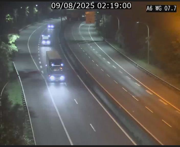 Traffic live webcam Luxembourg - Bridel - A6 - BK 7.7 - direction Belgique