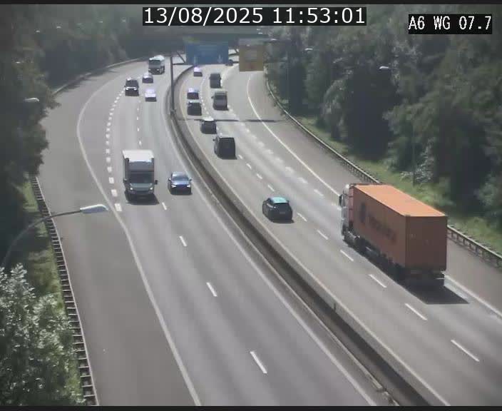 Traffic live webcam Luxembourg - Bridel - A6 - BK 7.7 - direction Belgique