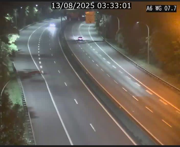 Traffic live webcam Luxembourg - Bridel - A6 - BK 7.7 - direction Belgique