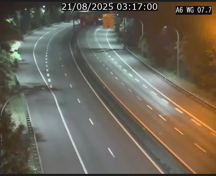Traffic live webcam Luxembourg - Bridel - A6 - BK 7.7 - direction Belgique