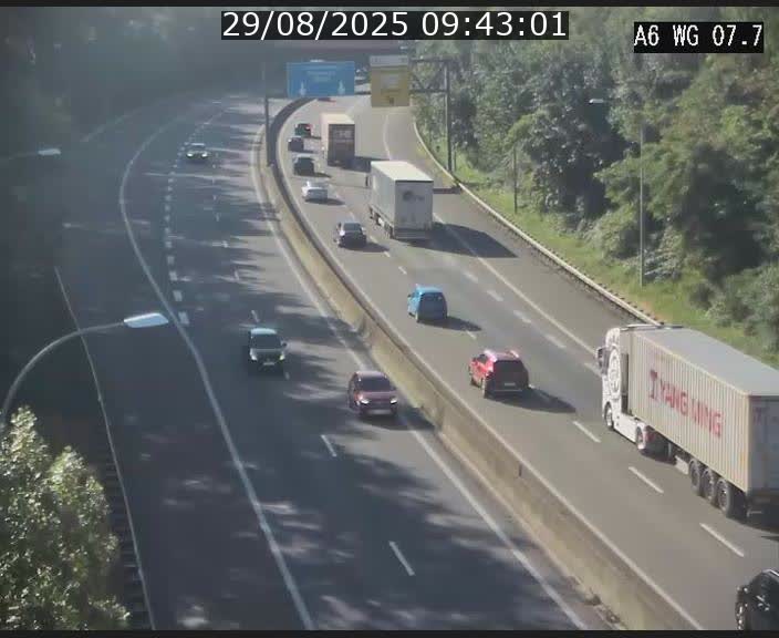 Traffic live webcam Luxembourg - Bridel - A6 - BK 7.7 - direction Belgique