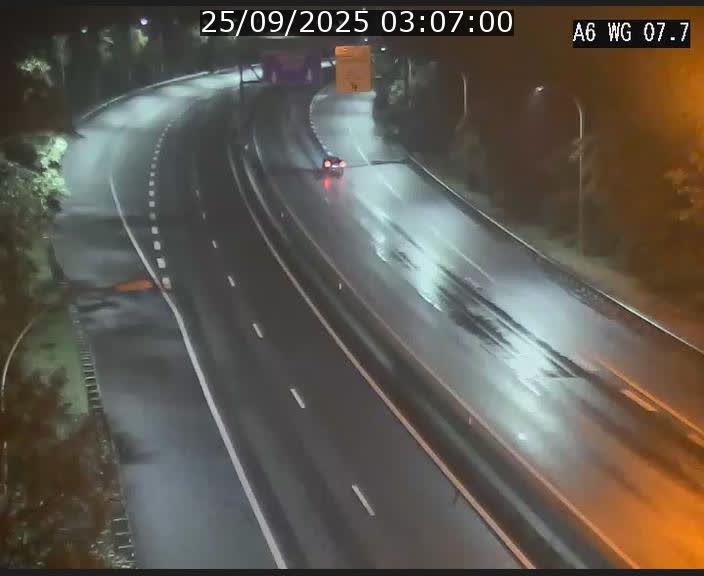 Traffic live webcam Luxembourg - Bridel - A6 - BK 7.7 - direction Belgique