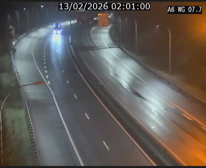 Traffic live webcam Luxembourg - Bridel - A6 - BK 7.7 - direction Belgique