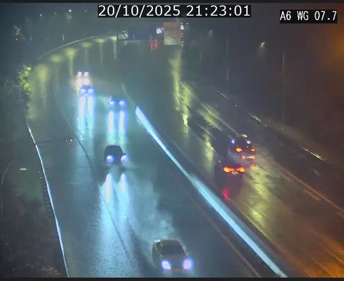 <h2>Traffic live webcam Luxembourg - Bridel - A6 - BK 7.7 - direction Belgique</h2>