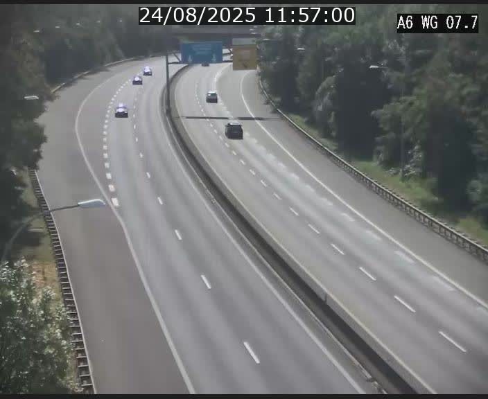 <h2>Traffic live webcam Luxembourg - Bridel - A6 - BK 7.7 - direction Belgique</h2>
