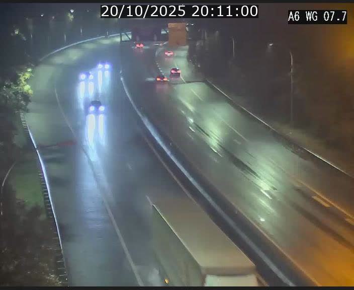 <h2>Traffic live webcam Luxembourg - Bridel - A6 - BK 7.7 - direction Belgique</h2>