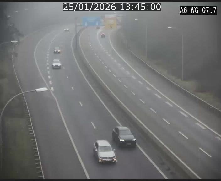 <h2>Traffic live webcam Luxembourg - Bridel - A6 - BK 7.7 - direction Belgique</h2>