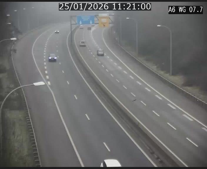 <h2>Traffic live webcam Luxembourg - Bridel - A6 - BK 7.7 - direction Belgique</h2>