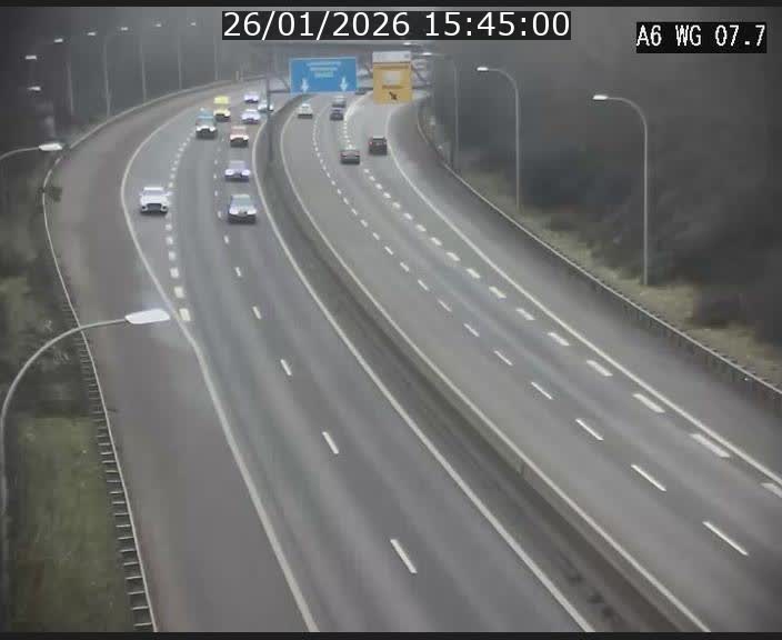 <h2>Traffic live webcam Luxembourg - Bridel - A6 - BK 7.7 - direction Belgique</h2>