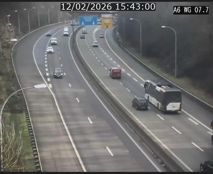 <h2>Traffic live webcam Luxembourg - Bridel - A6 - BK 7.7 - direction Belgique</h2>
