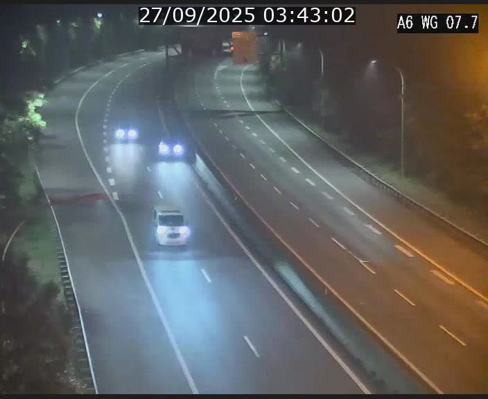 Traffic live webcam Luxembourg - Bridel - A6 - BK 7.7 - direction Belgique