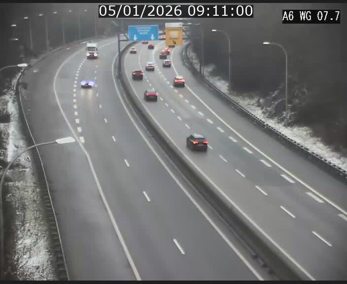 Traffic live webcam Luxembourg - Bridel - A6 - BK 7.7 - direction Belgique
