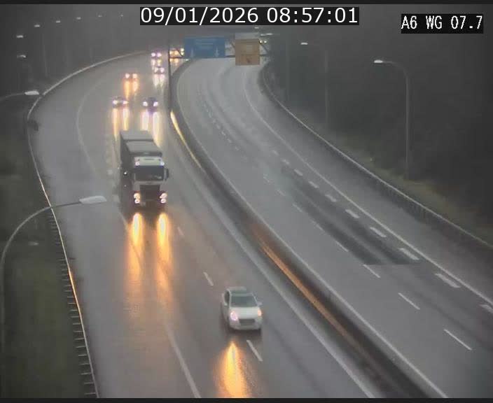 Traffic live webcam Luxembourg - Bridel - A6 - BK 7.7 - direction Belgique